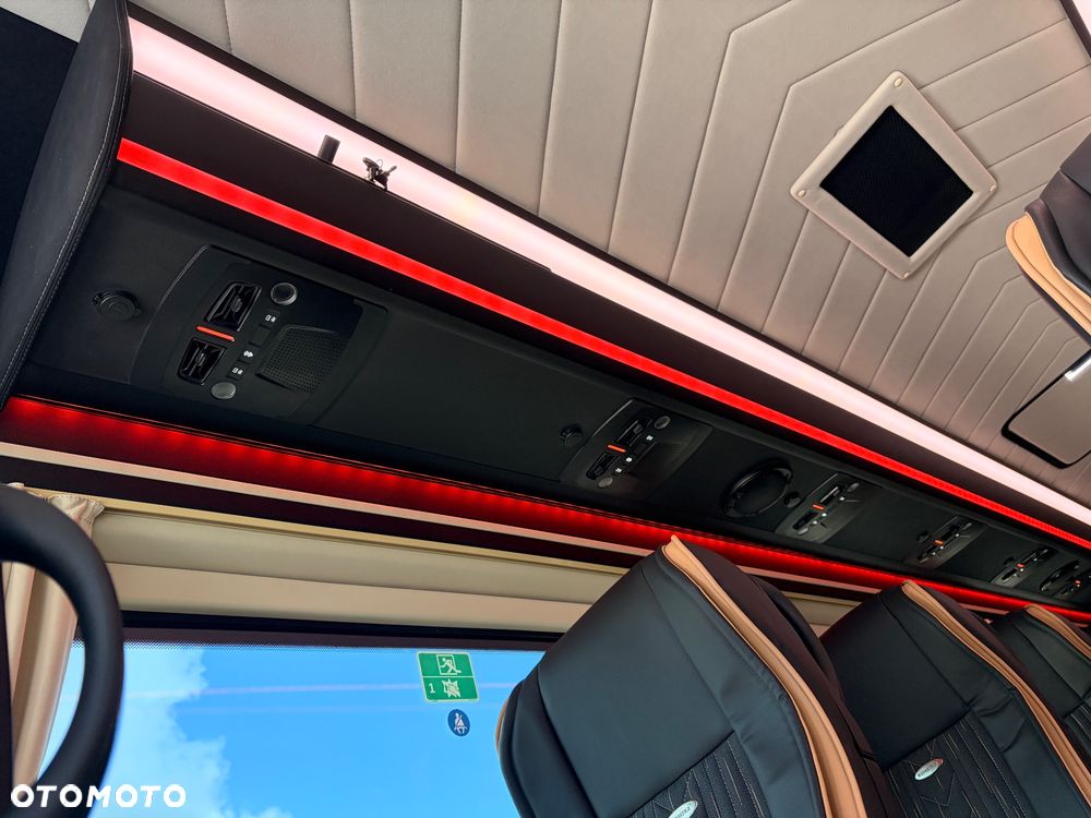 Mercedes-Benz Sprinter 519 - 29