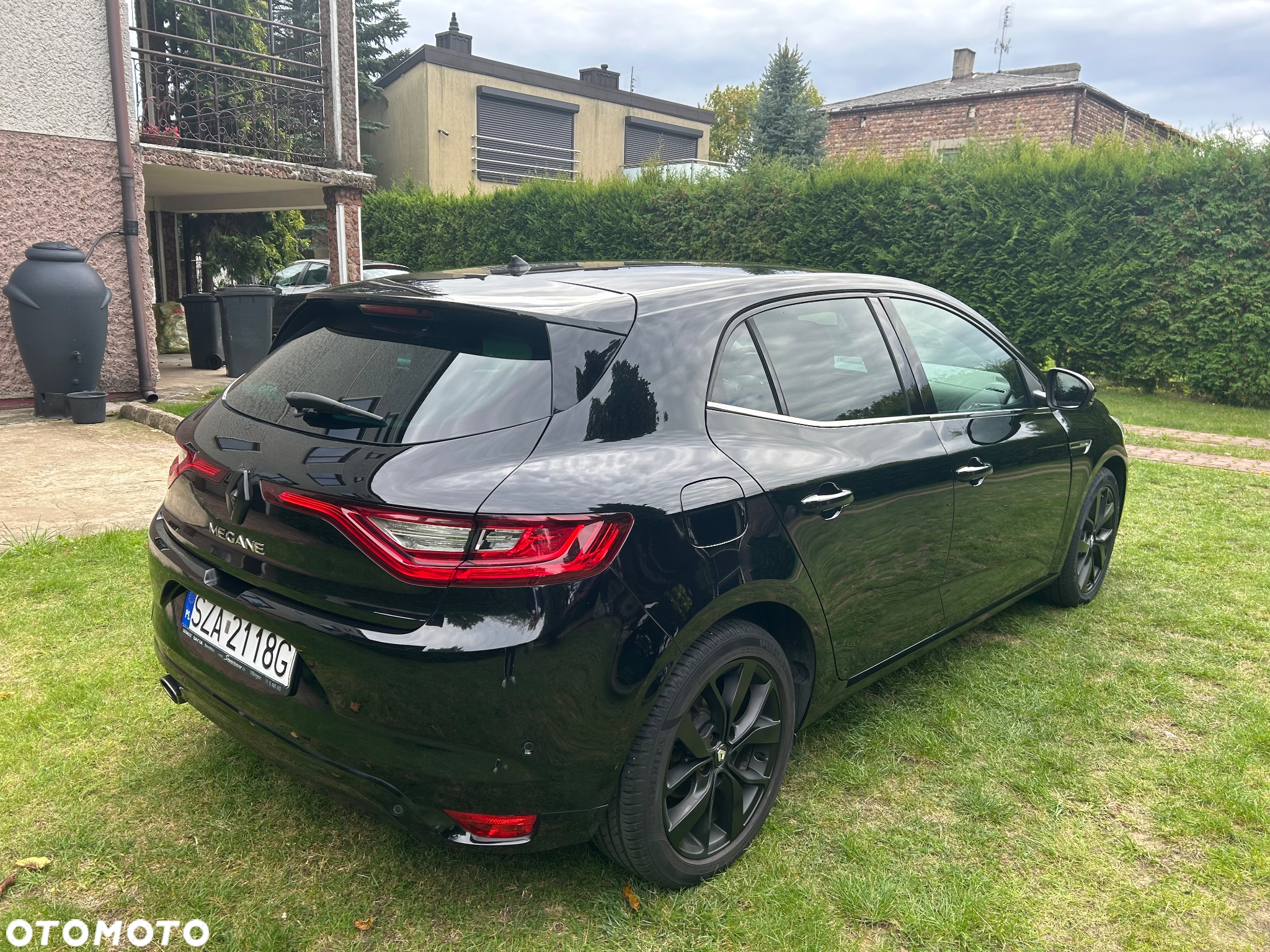 Renault Megane ENERGY TCe 130 BOSE EDITION - 12