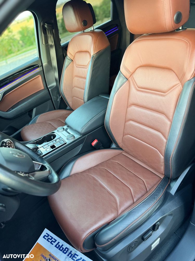 Volkswagen Touareg V6 TSI 4MOTION Elegance - 8