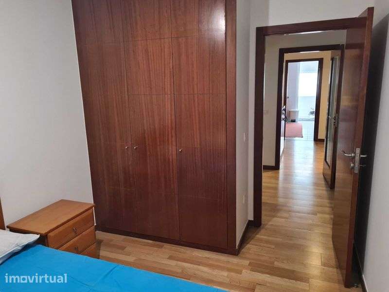 Apartamento T2 na Rua do Conde de Campo Bello 105 - Grande imagem: 3/11