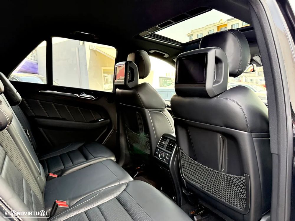 Mercedes-Benz ML 63 AMG 4Matic SpeedshiftFT 7G-TRONIC Performance Package - 33