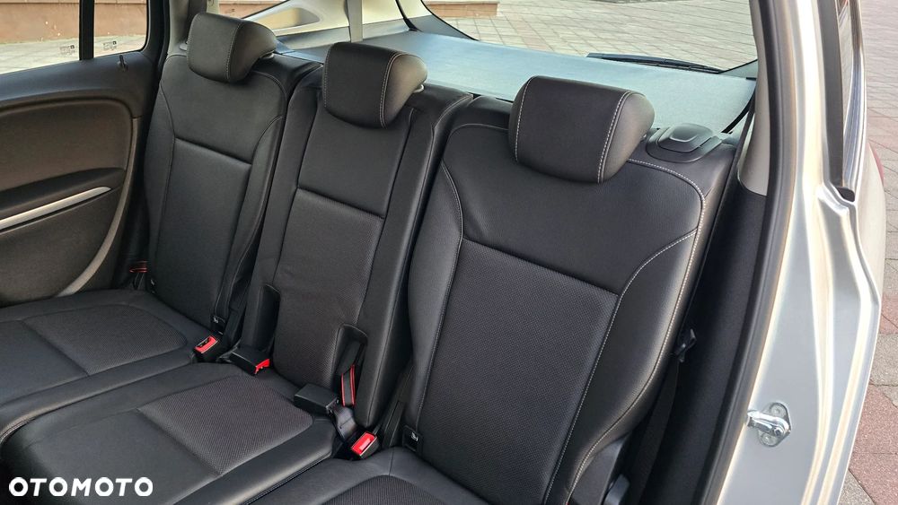 Opel Zafira - 27