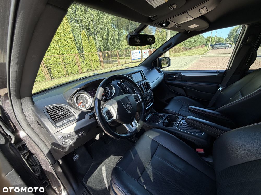 Dodge Grand Caravan 3.6 Express - 20