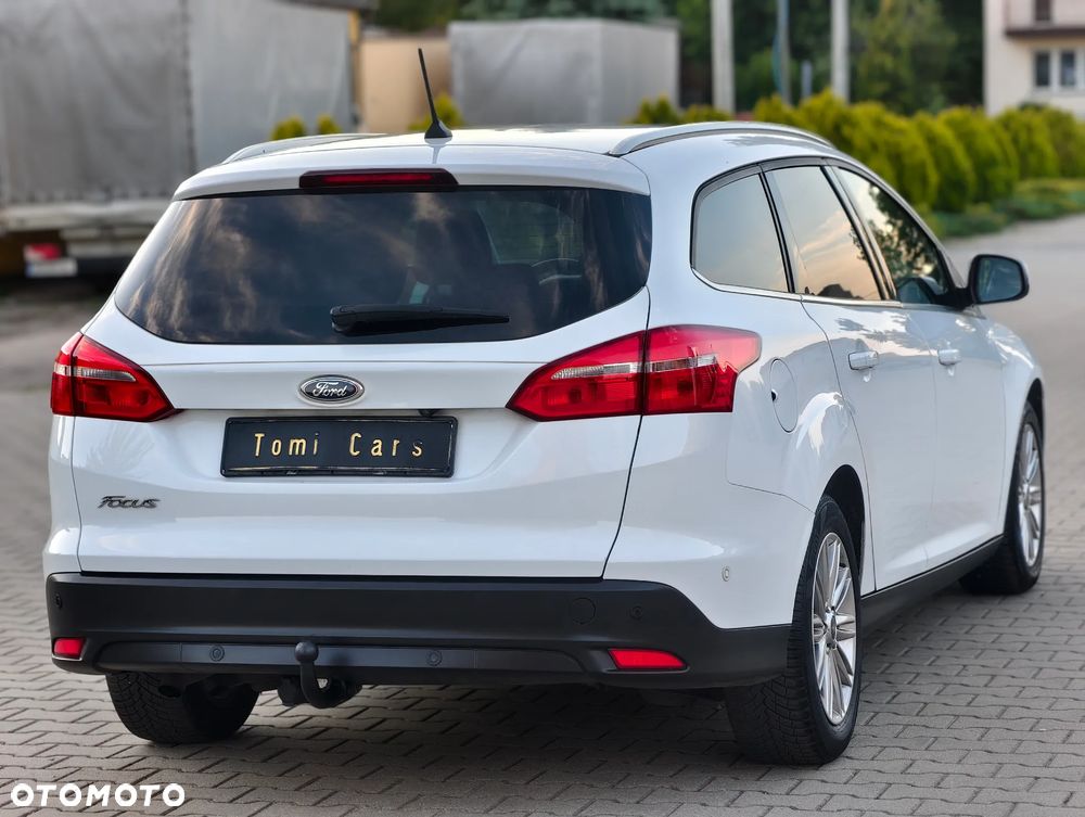 Ford Focus 1.5 EcoBlue Start-Stopp-System TITANIUM DESIGN - 4