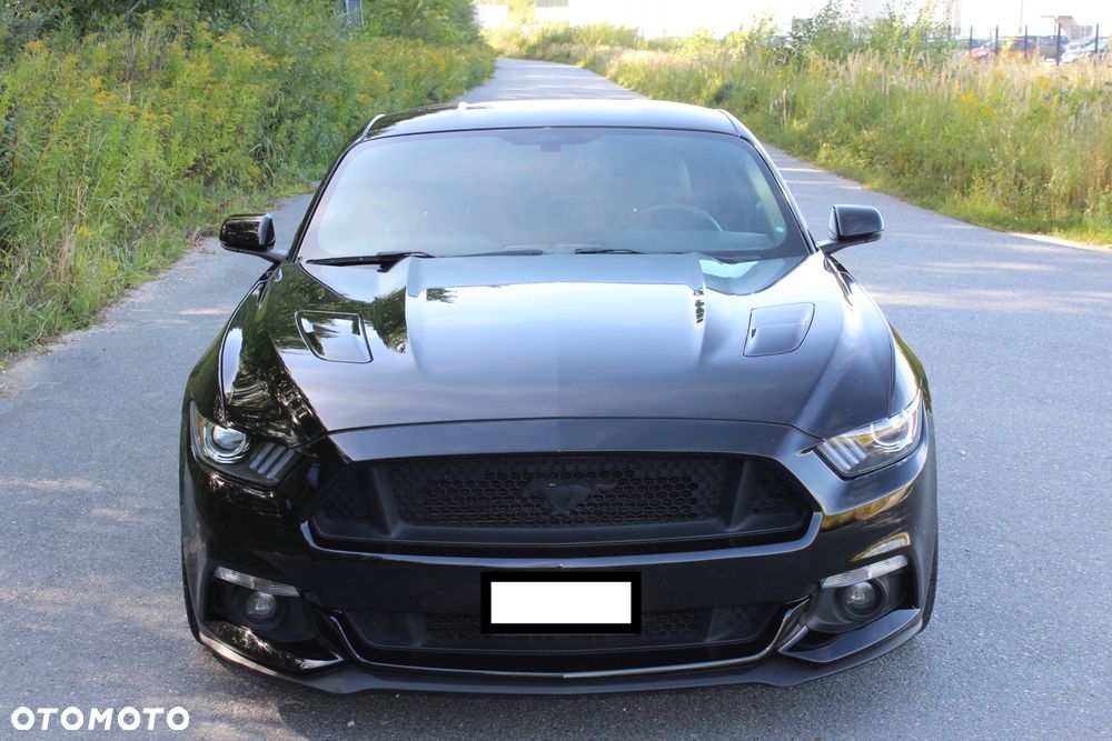 Ford Mustang - 2