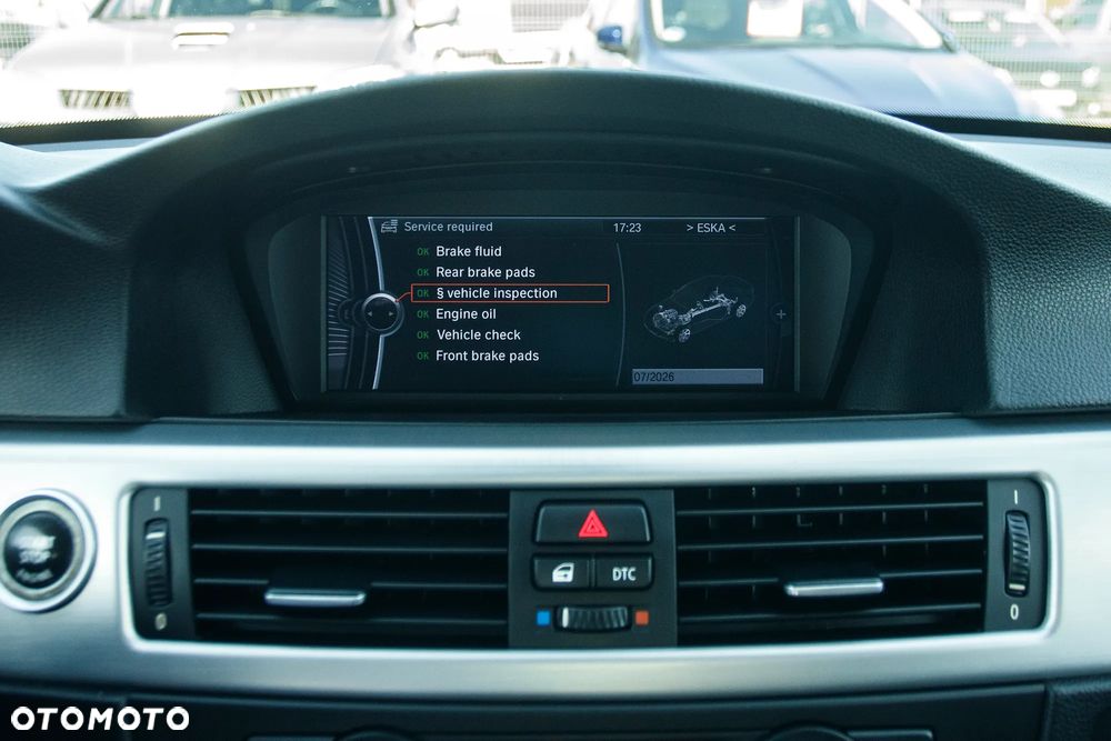 BMW Seria 3 318i Edition Sport - 33