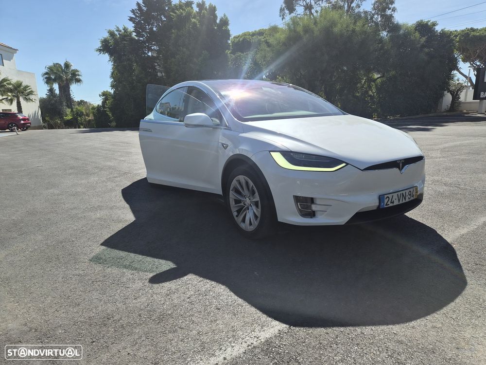 Tesla Model X 100D - 3