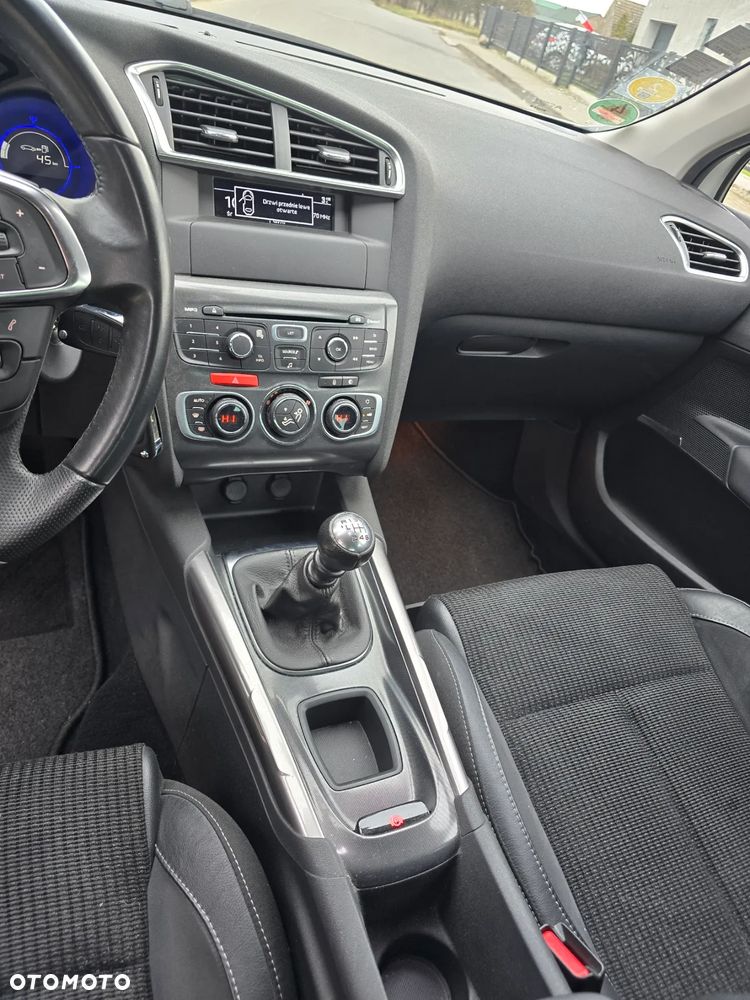 Citroën C4 HDi 150 Exclusive - 16