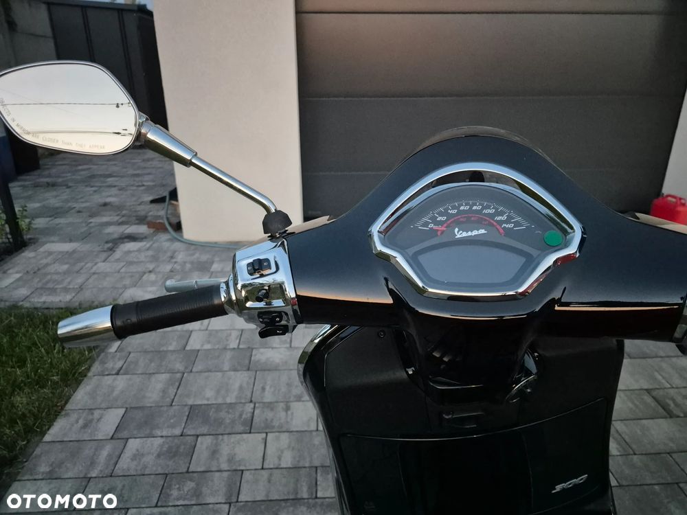 Piaggio Vespa - 4