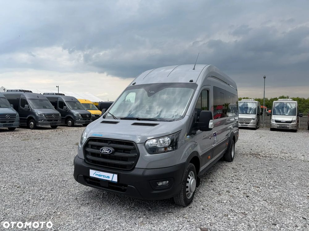 Ford Transit - 12