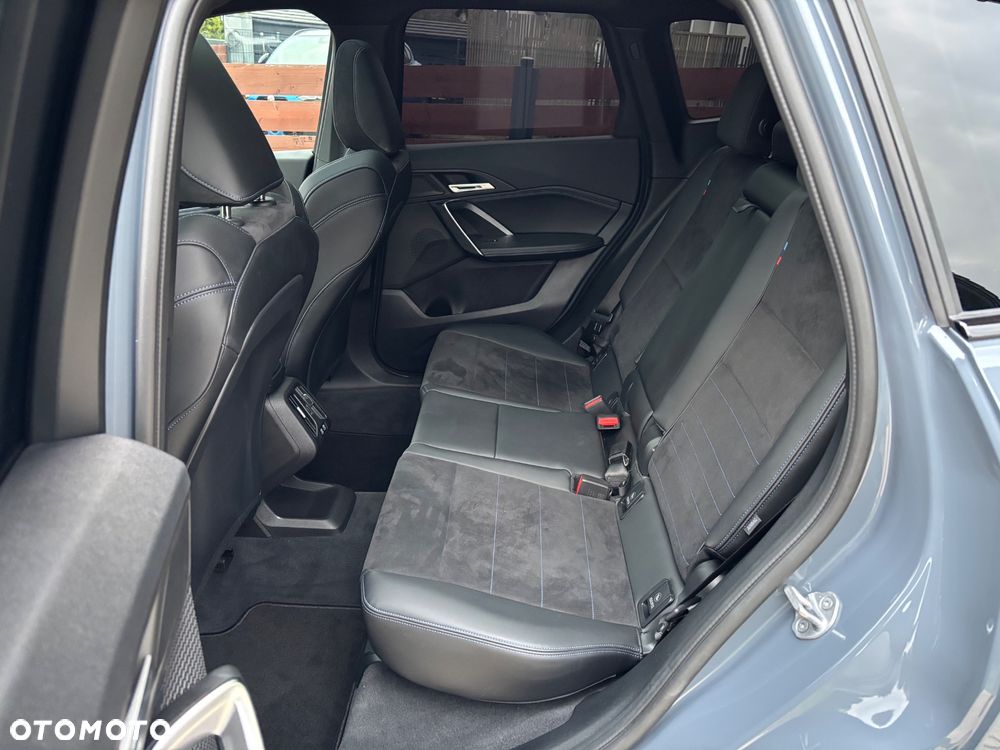 BMW X1 - 16