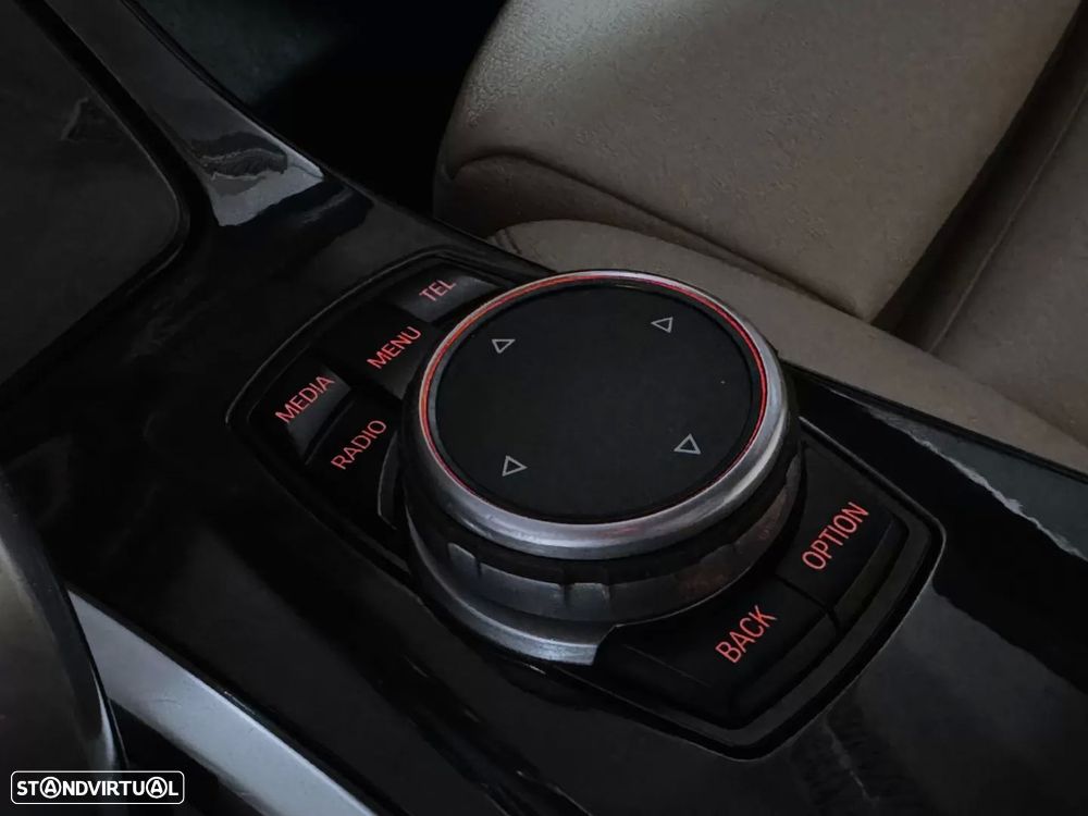 BMW 520 d Pack M Auto - 24