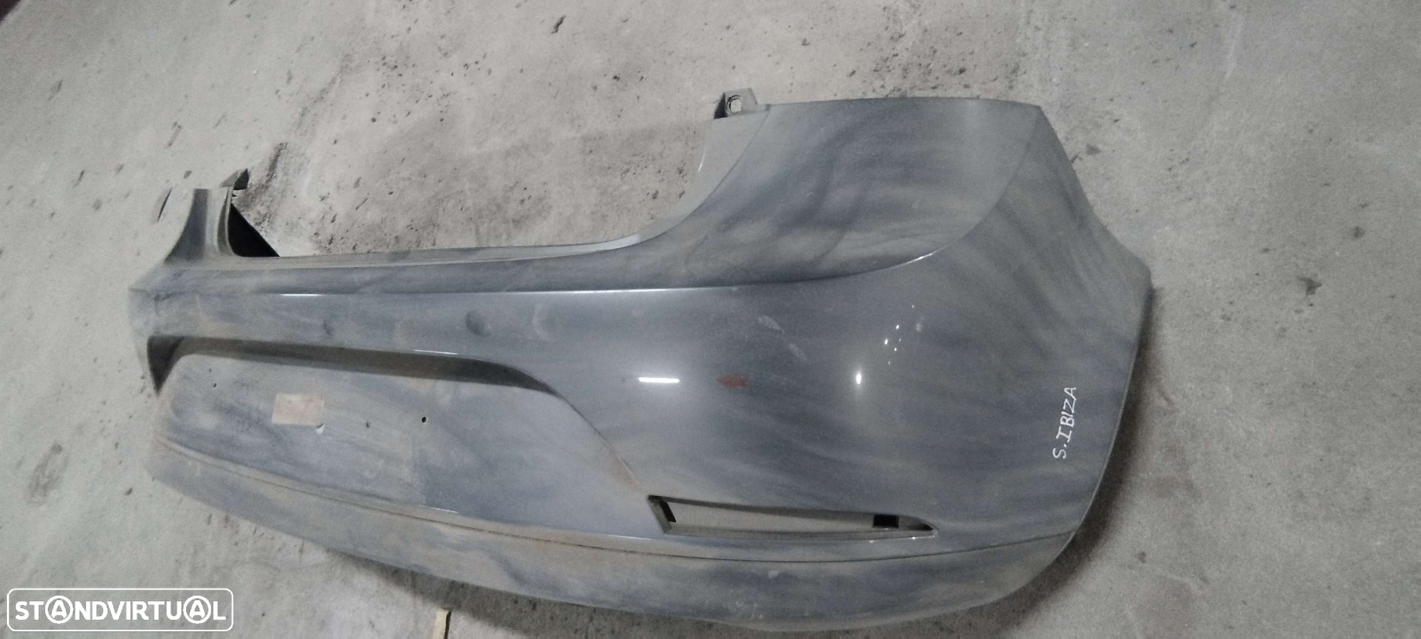 PáRA-CHOQUES TRASEIRO SEAT IBIZA IV 6J4807421 - 2
