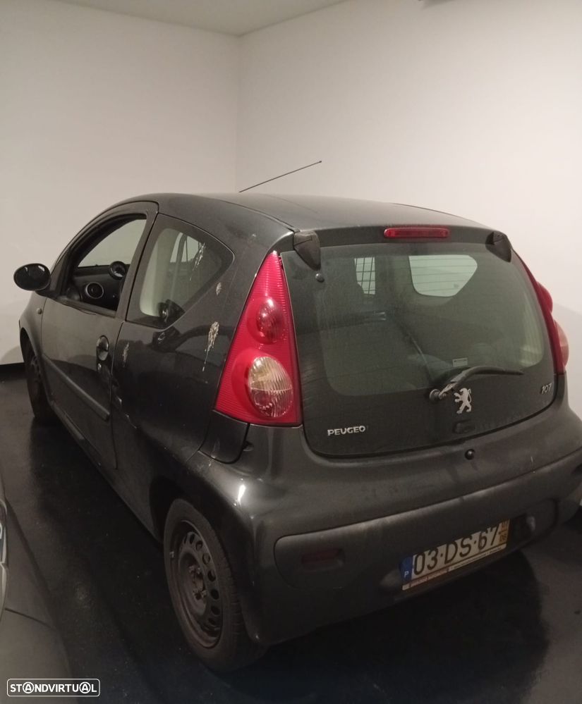 Peugeot 107 1.4 HDi Trendy - 6