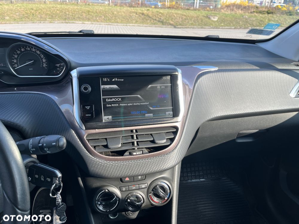 Peugeot 2008 - 14