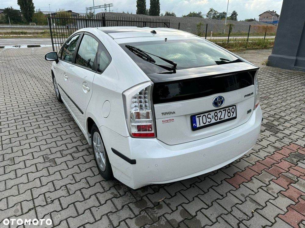 Toyota Prius - 2