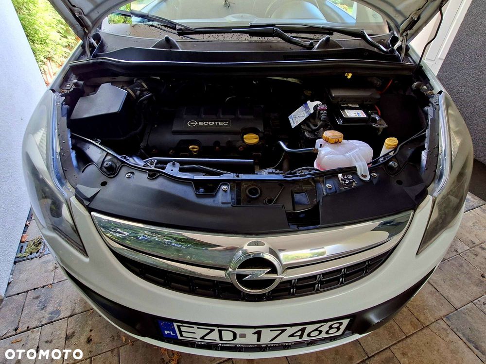 Opel Corsa 1.4 16V Innovation - 25