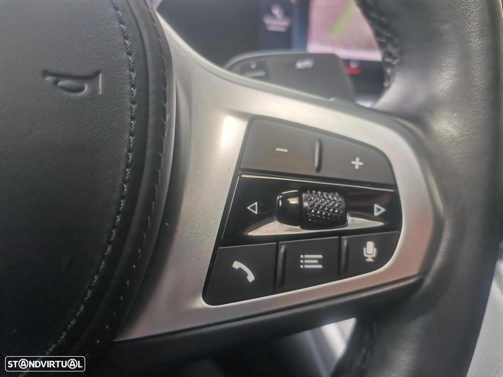 BMW i4 eDrive40 Pack Desportivo M - 14