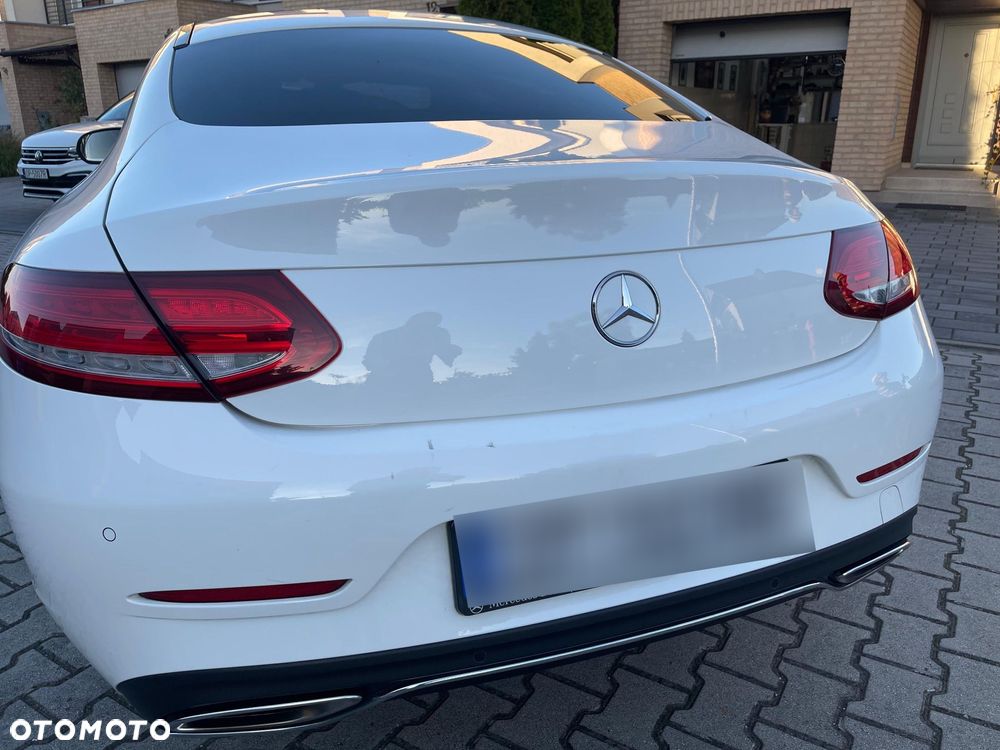 Mercedes-Benz Klasa C 200 4-Matic 9G-TRONIC - 7