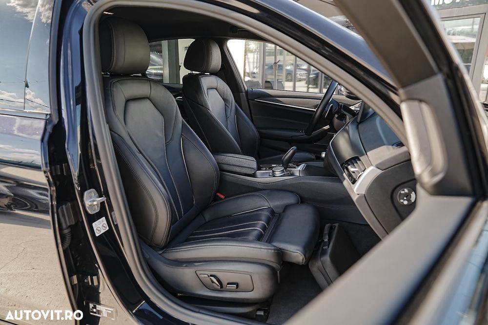 BMW Seria 5 530e Aut. M Sport Edition - 16
