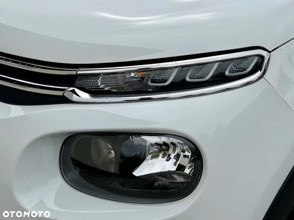 Citroën C3 1.2 PureTech Shine EAT6 - 29