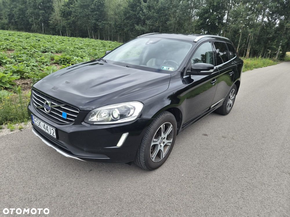 Volvo XC 60 T6 AWD Momentum - 1