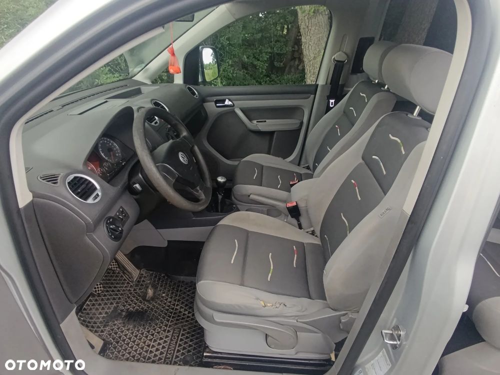 Volkswagen Caddy Life - 11
