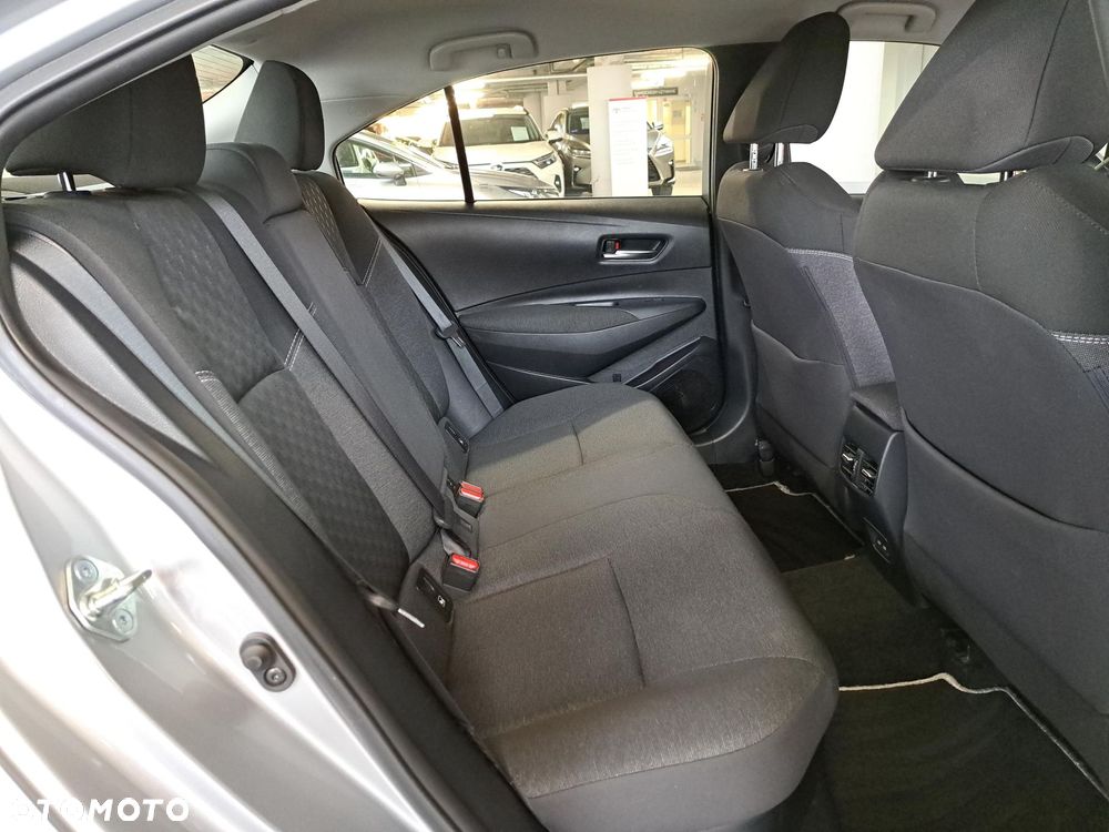 Toyota Corolla 1.8 Hybrid Comfort - 15