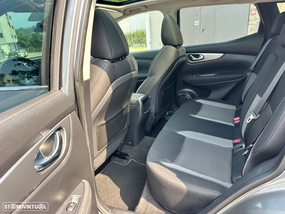 Nissan Qashqai 1.5 dCi 360 - 32