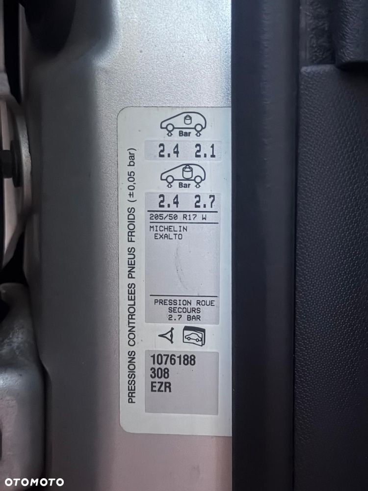 Citroën C4 HDi 110 FAP Exclusive - 33