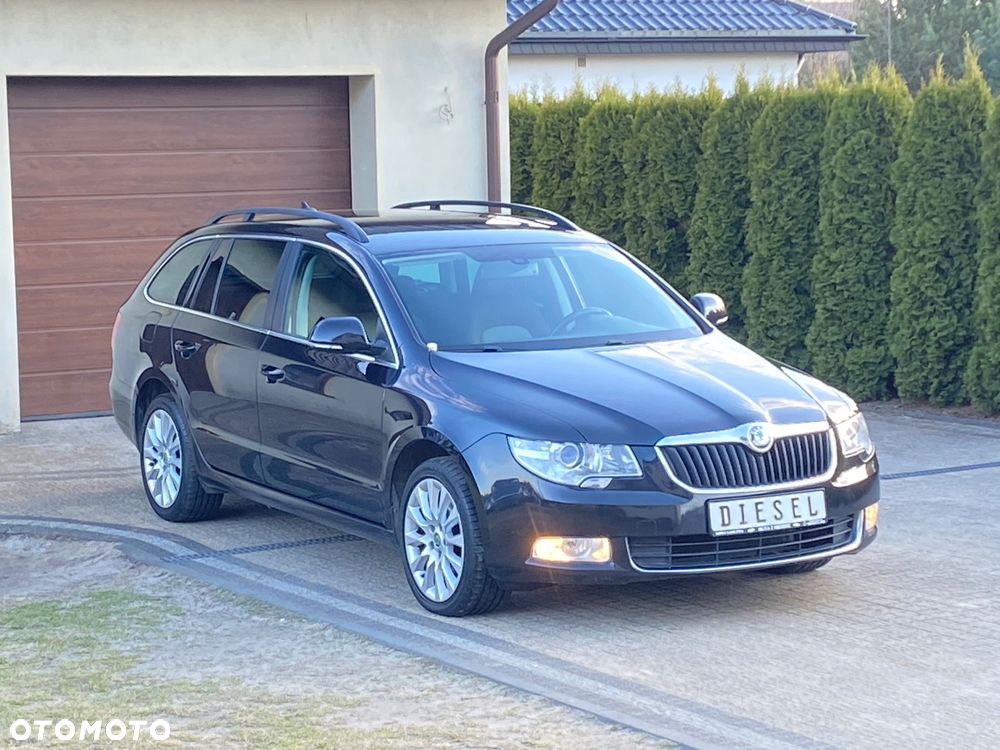 Skoda Superb 2.0 TDI DSG Elegance - 1