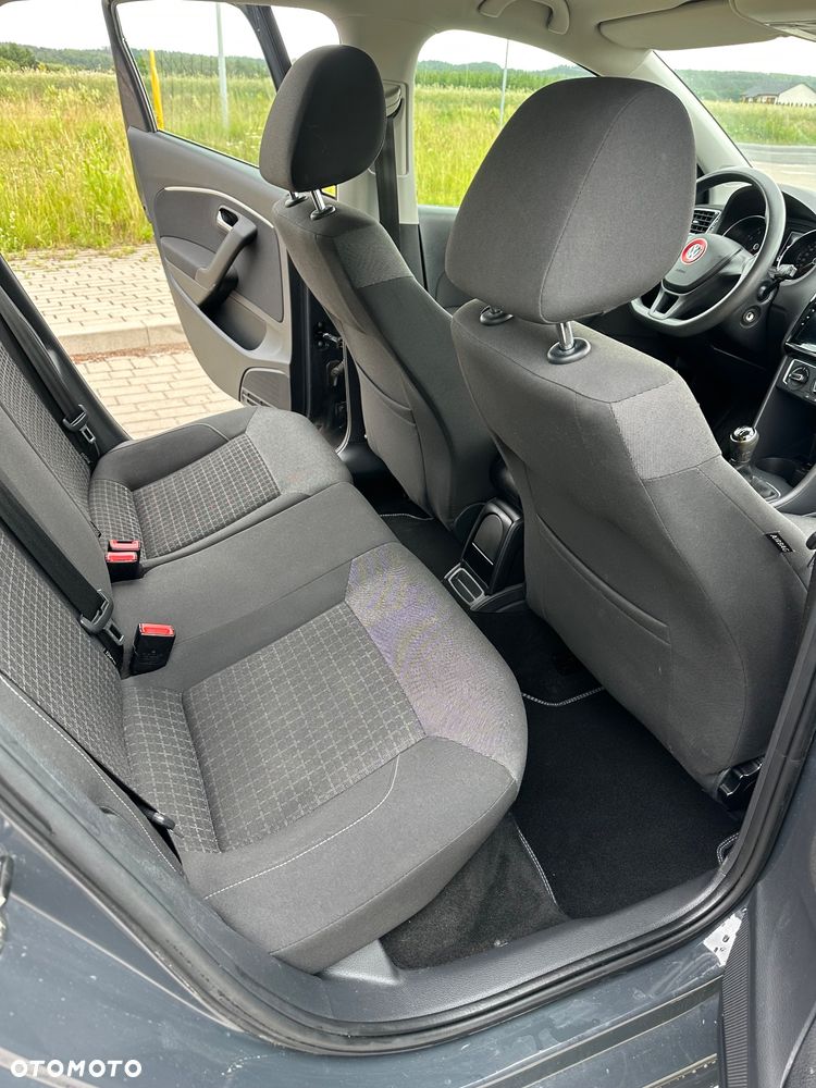 Volkswagen Polo - 29