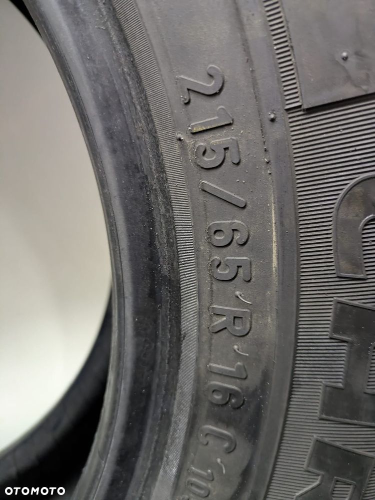 Opony zimowe 215/65/16C Pirelli Chrono - 7