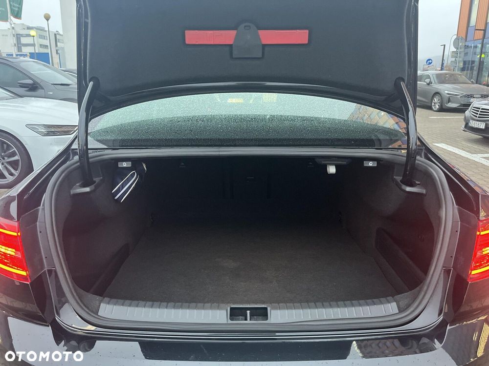 Volkswagen Passat 1.8 TSI BMT Highline - 37