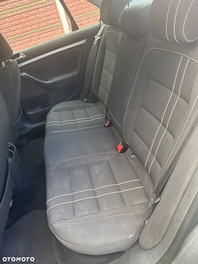 Volkswagen Jetta 1.6 TDI Trendline Optimum - 7