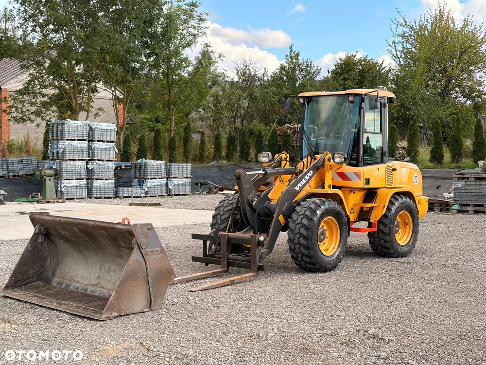 Volvo L30G - 1