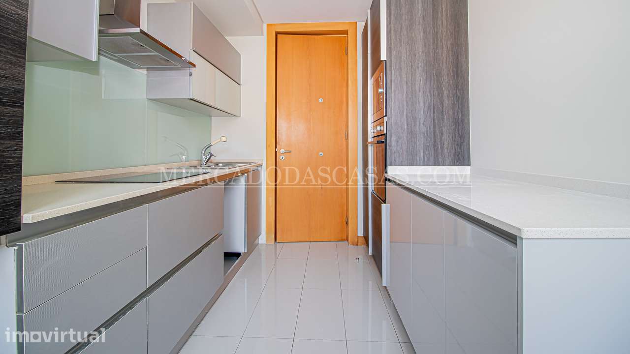 Apartamento T3 Duplex centro de Espinho - Grande imagem: 3/21