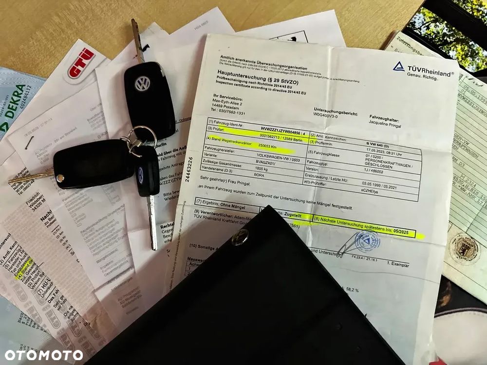 Volkswagen Bora Variant 2.3 V5 - 31