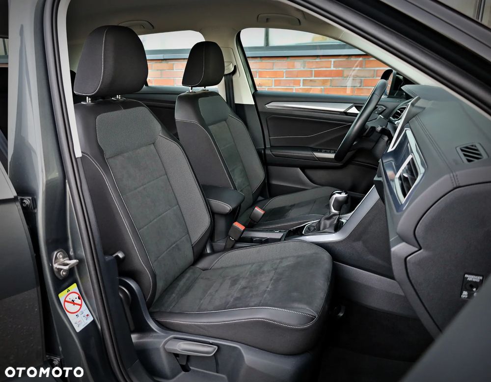 Volkswagen T-Roc 1.5 TSI Style DSG - 24