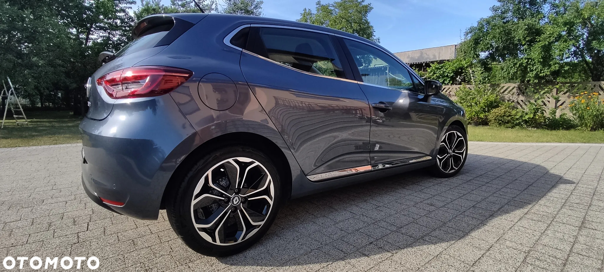 Renault Clio TCe 100 INTENS - 9