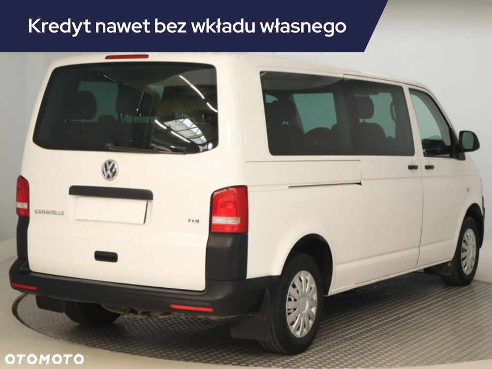 Volkswagen Caravelle - 7