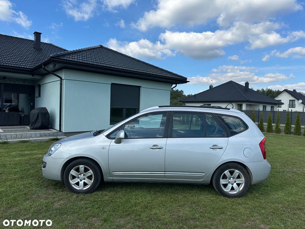 Kia Carens 2.0 CVVT LX Basis - 6