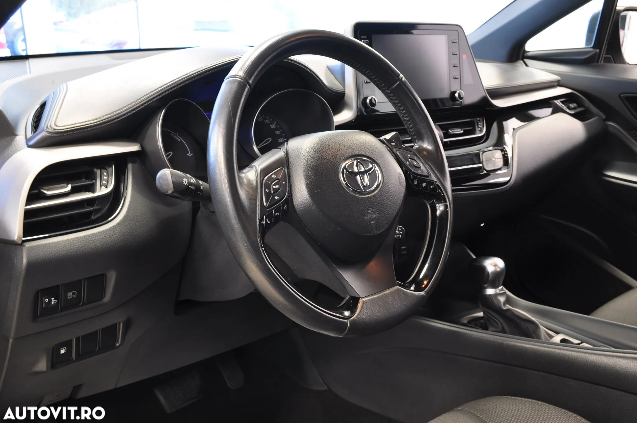 Toyota C-HR 1.8 Hybrid Business Edition - 8