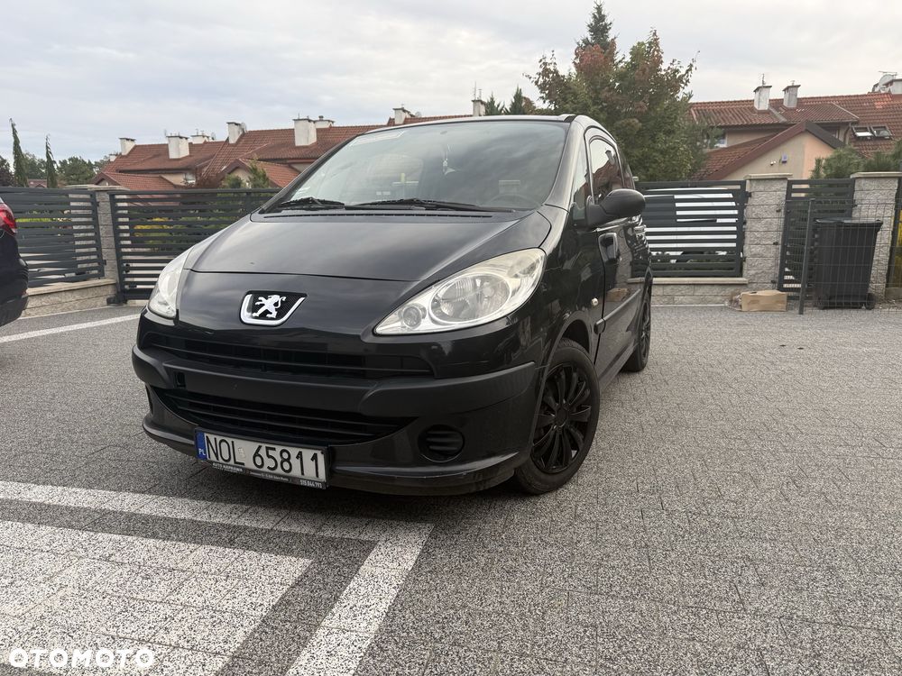 Peugeot 1007 - 1