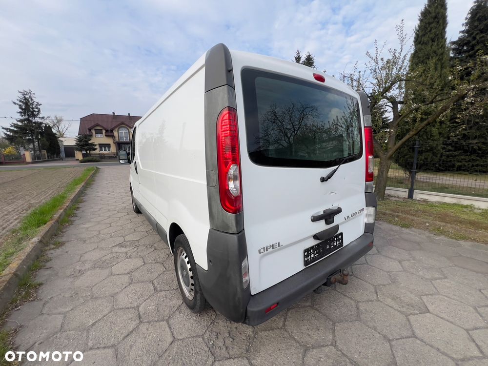 Opel Vivaro - 17