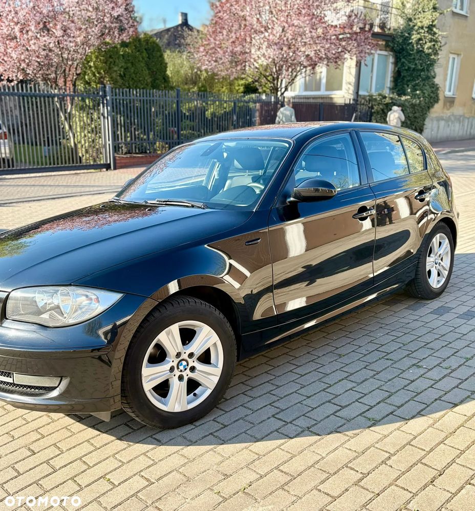 BMW Seria 1 118i - 1