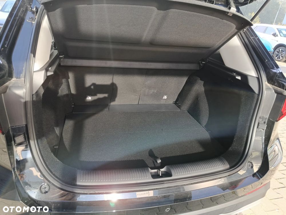 MG ZS Hybrid+ - 6