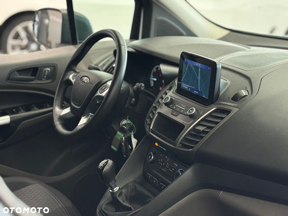 Ford Transit Connect - 36
