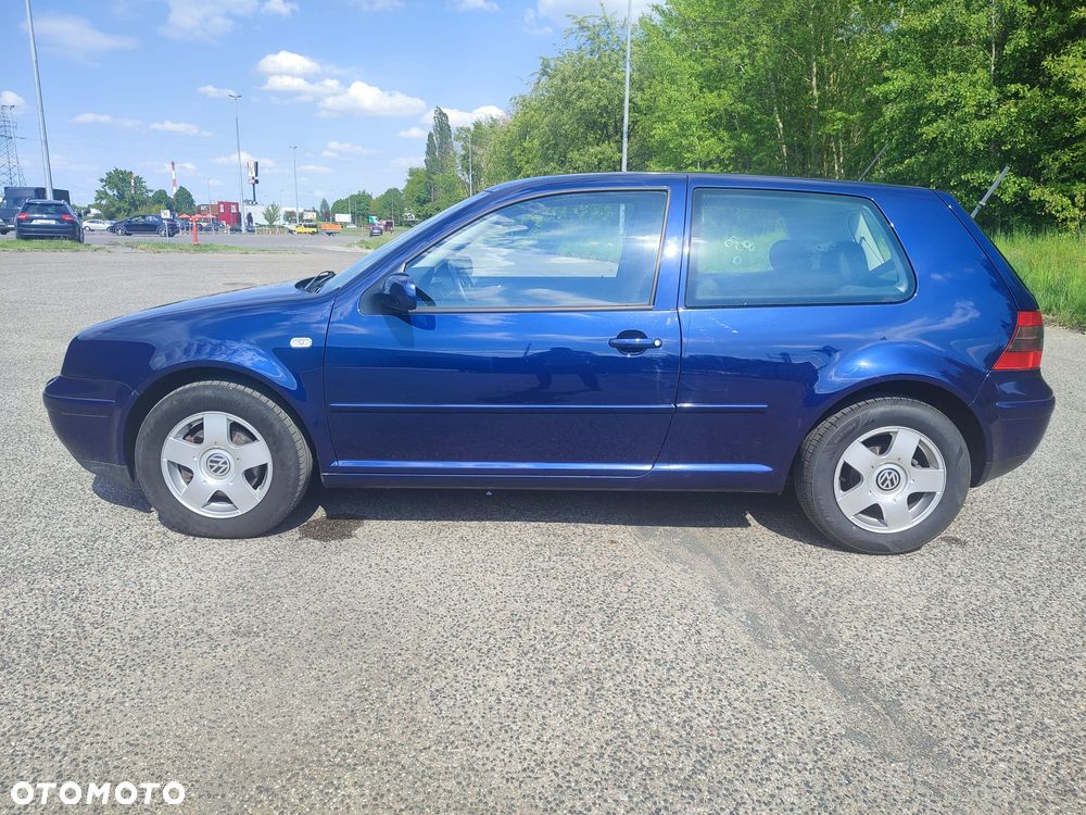 Volkswagen Golf - 5