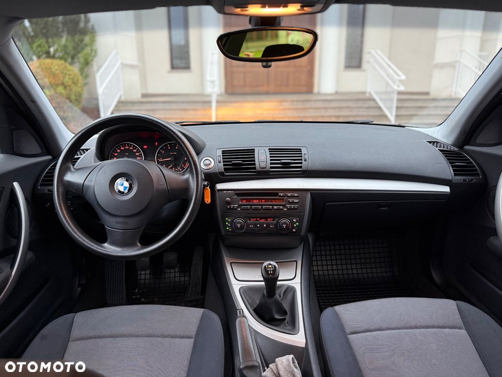 BMW Seria 1 - 11